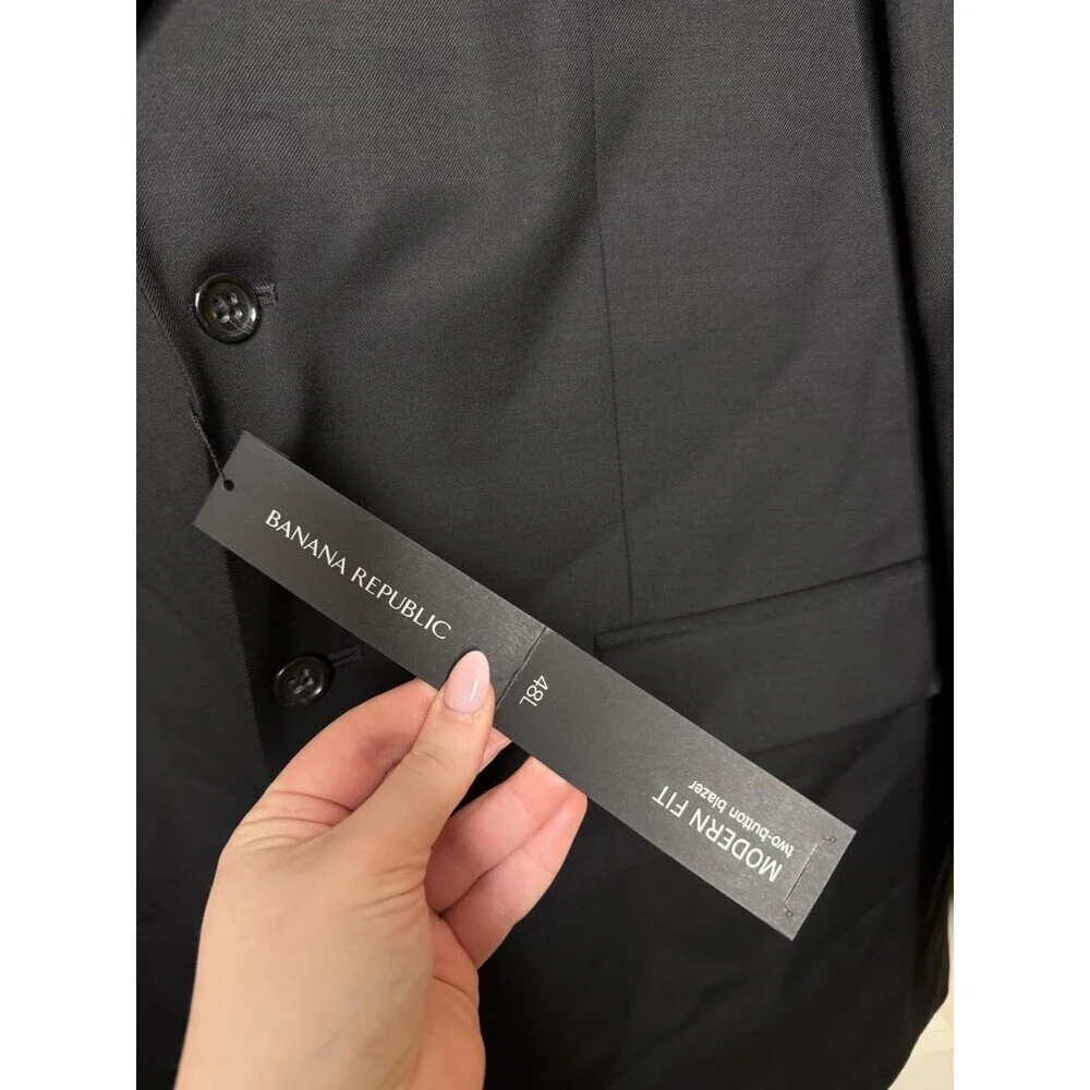 Banana Republic NWT Wool 2 Piece Modern Fit Black Suit 48L Jacket 40X32 Pants